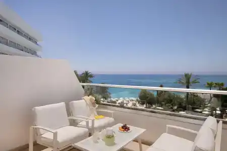 Grecian Sands - 224