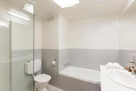 The Old Woolstore Apartment - 53