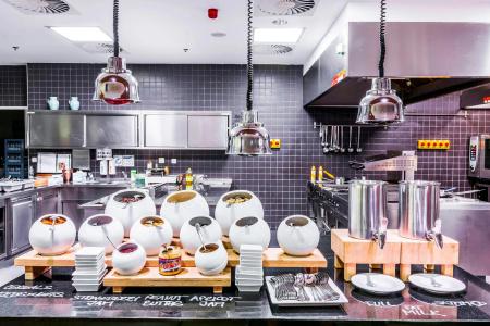 Courtyard by Marriott Pilsen - 27