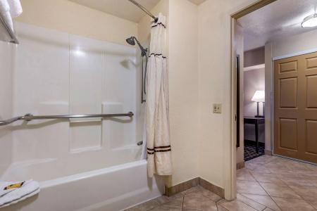 Best Western Plus Las Vegas West - 90