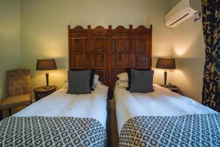 Twenty Nevern Square - 133