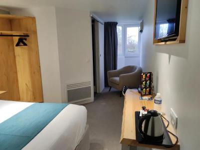Contact Hôtel Le Provençal Bordeaux Lac avec Bornes électriques - 36