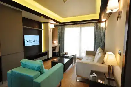 Venus Thermal Boutique - 54