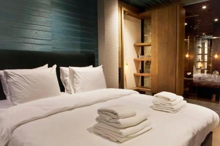 Manzo's Suites - 32
