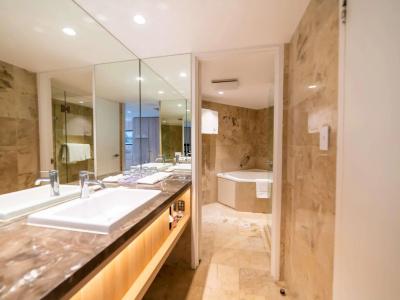 Novotel Brighton Beach - 8