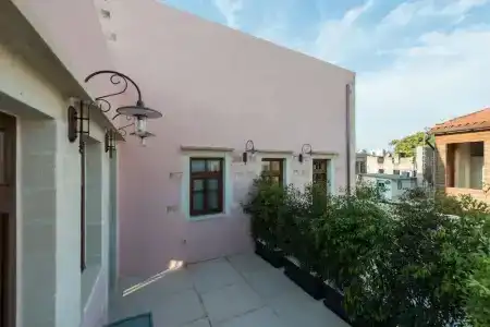 Serenissima Boutique - 72