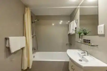 Papantonia Apts - 79