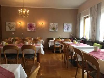 Alte Post - 12