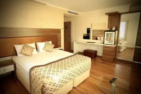 Edis Premier - 29