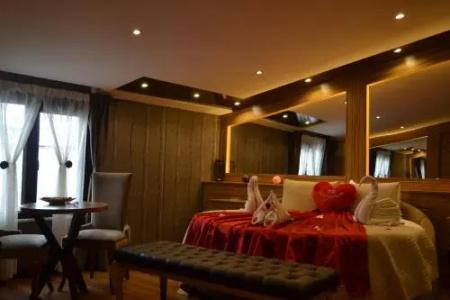 Gumus Palace Suites - 1