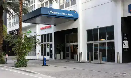 Hampton Inn & Suites by Hilton Miami Downtown/Brickell - 43