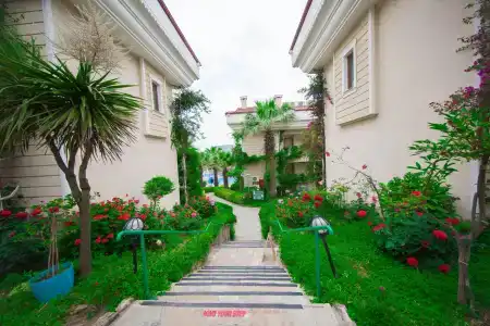 Yel Holiday Resort - 8