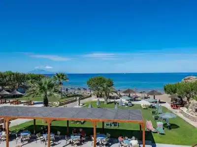 Plaka Beach Resort - 20