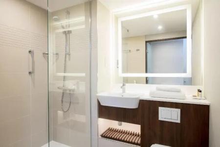 Courtyard by Marriott Edinburgh West - 33