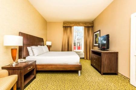 Hilton Garden Inn - 69