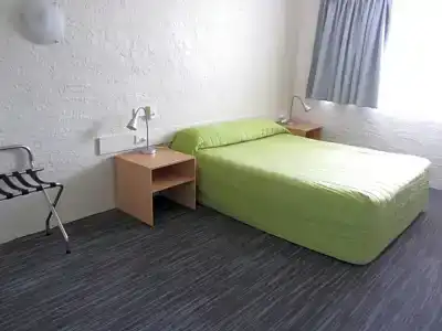 Urangan Motor Inn - 50