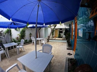 Adroit Beach Inn - 15