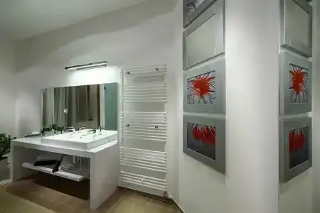 Karoly Corner Residences - 127