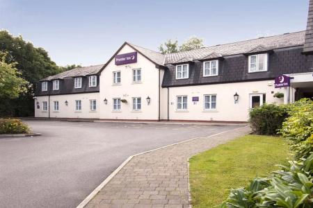 Premier Inn - Heaton Park - 10