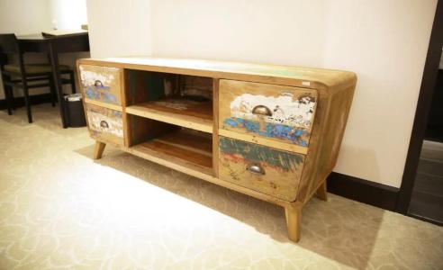 1825 Gallery - 76