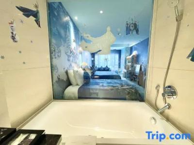 Celebrity City - 36