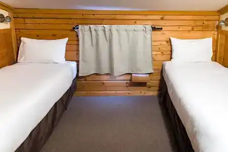 Glacier House & Resort - 47