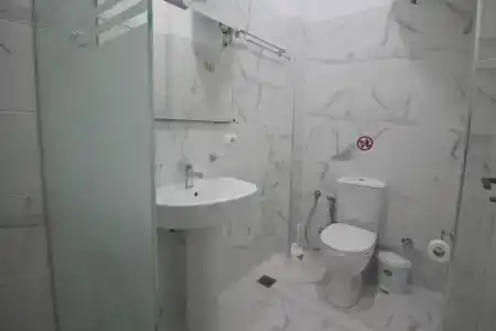 Zero Zero Sarande - 13