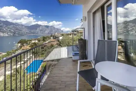 Capri - 203