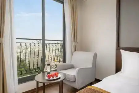 Cosmos Danang - 15