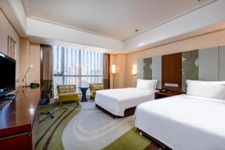 Holiday Inn Qingdao City Center, An Ihg - 56