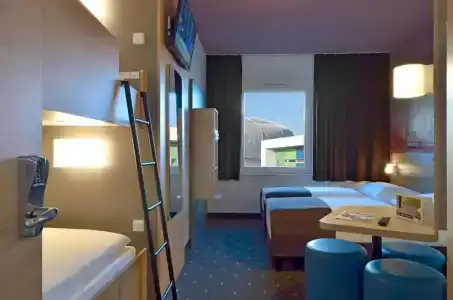 B&B Düsseldorf-Airport - 35