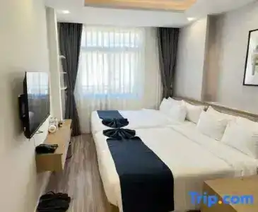 Phuong Mai - 20