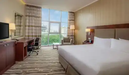 DoubleTree by Hilton Bratislava - 42