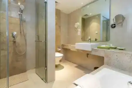 Crowne Imperial - 8