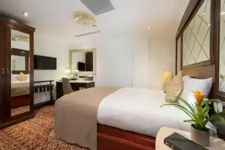 The George Street - 43
