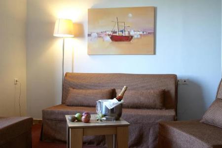 Apollo Resort Art - 141