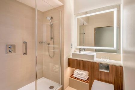 Courtyard by Marriott Edinburgh - 26