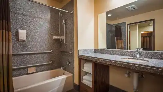 Best Western Plus Yosemite Gateway Inn - 43