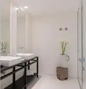 Globus, Sure Hotel Collection by Best Western - 9