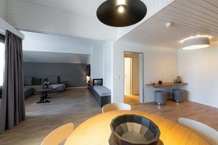 Victoria & Residence - 11