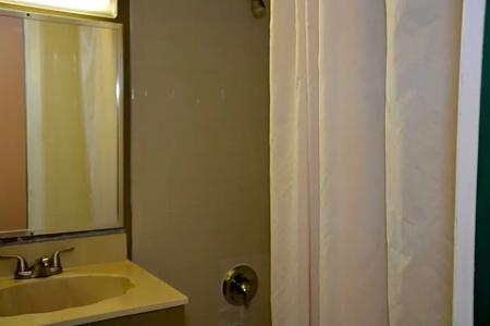 Stay Express Inn Near Ft. Sam Houston - 24