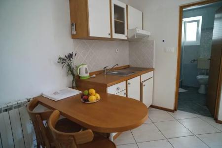 and Rooms Degra - 104