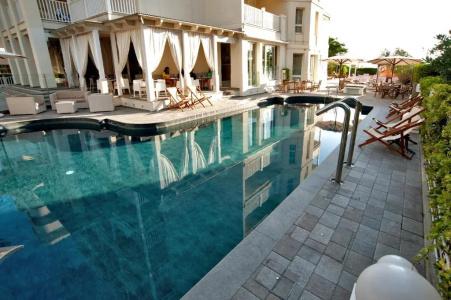 Le Rose Suite - 14