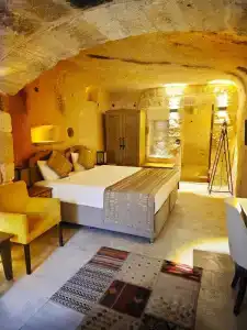 Acropolis Cave Suite - 28