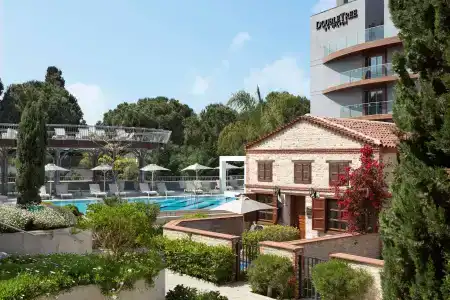 DoubleTree by Hilton Kusadasi - 23