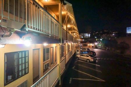 Hollywood La Brea Inn - 29