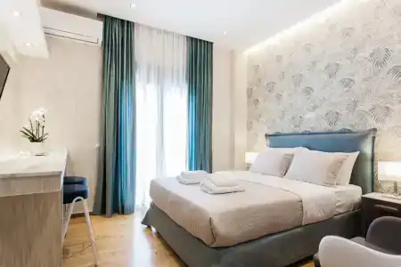 Nicholas Point and Rooms - 188