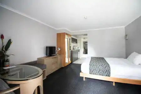 Capital Executive Apartment - 84