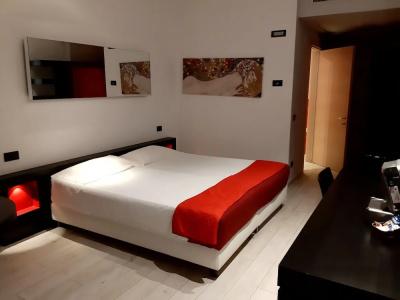 Blue Shades ApartHotel - 329