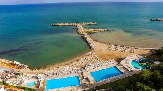 White Lagoon Resort - All Inclusive - 37